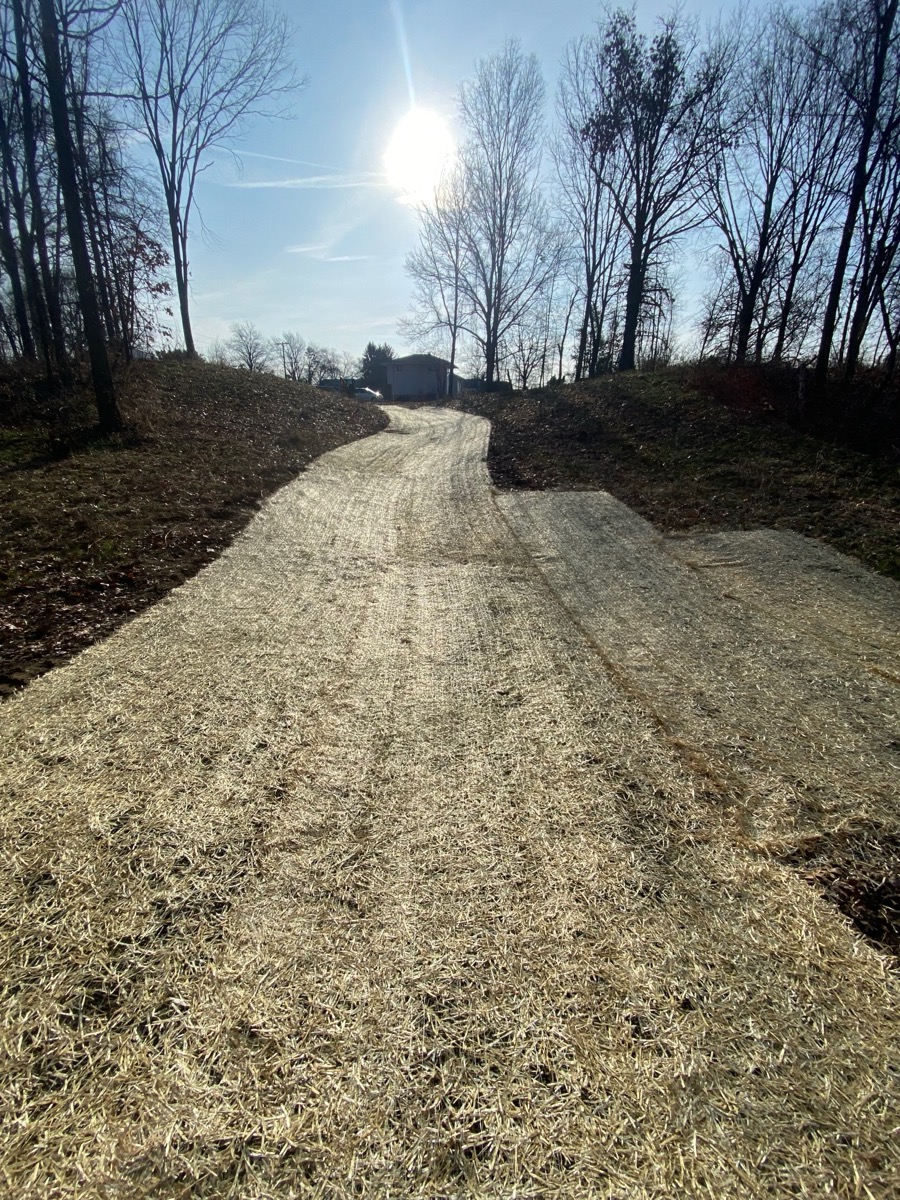 Grading, Edgewater — photo 1