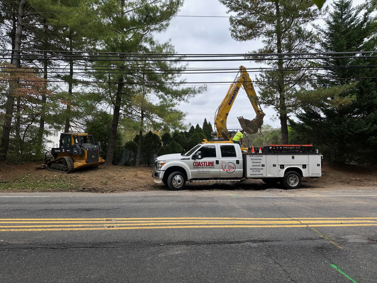 Doghouse Manhole, Moorestown — photo 3